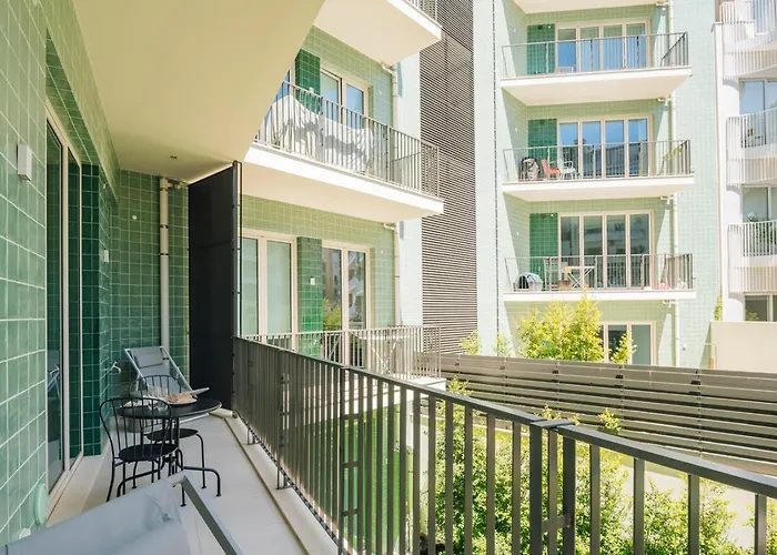 Lejlighed Rosales - 1 Bedroom And Balcony In Santo Antonio